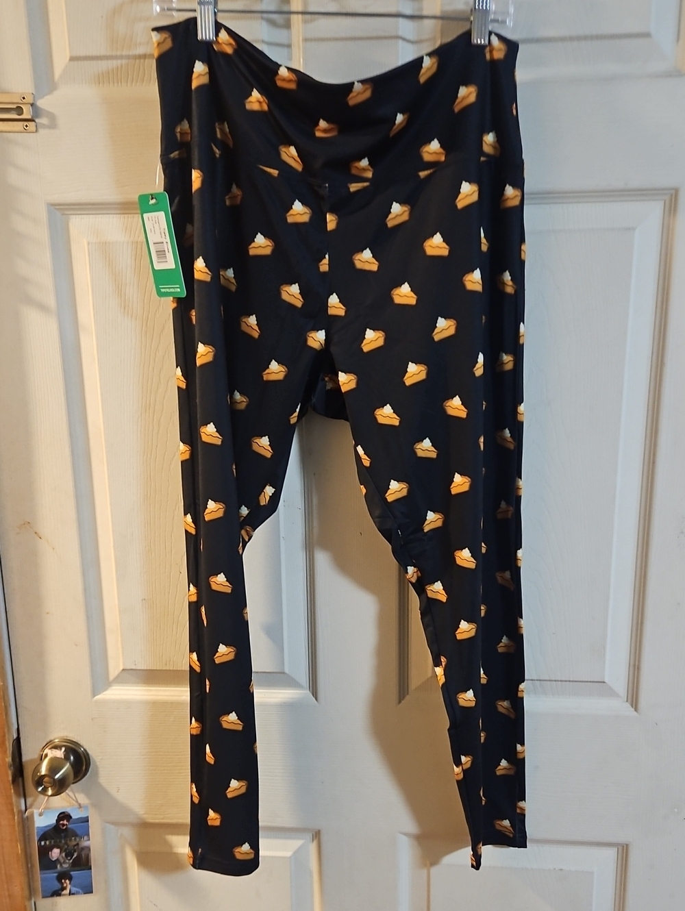TIPSY ELVES THANKSGIVING PIE LEGGINGS: NEW WITH TAGS: SIZE XXL